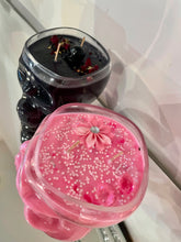 Load image into Gallery viewer, JUMBO Skull Candles